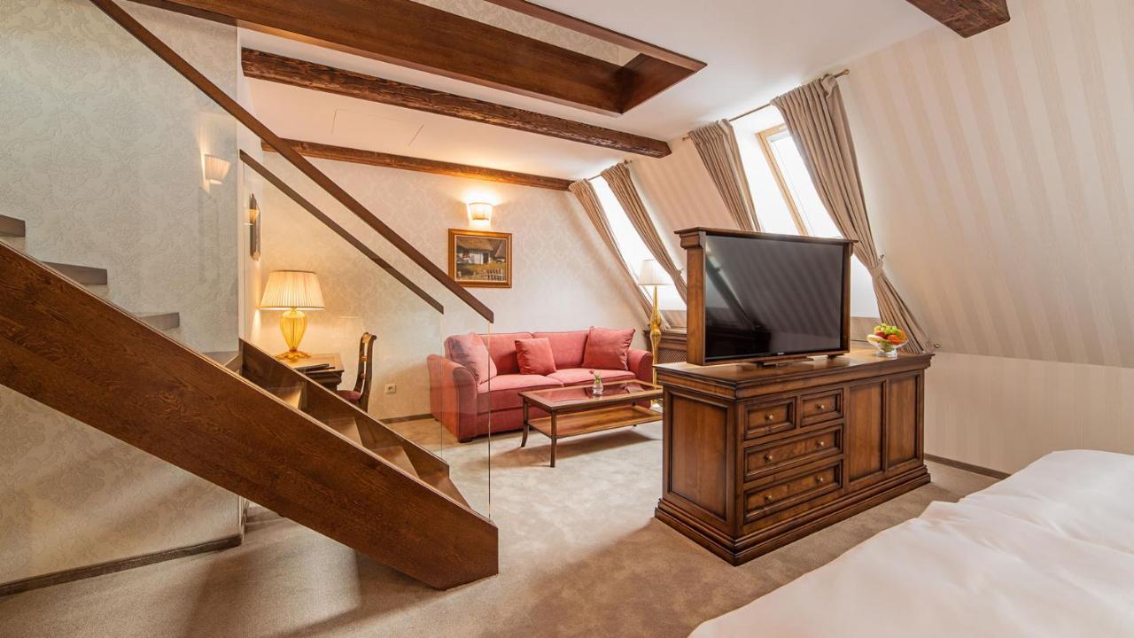 Boutique Hotel Erb - Adults Only Банська Штявниця Номер фото